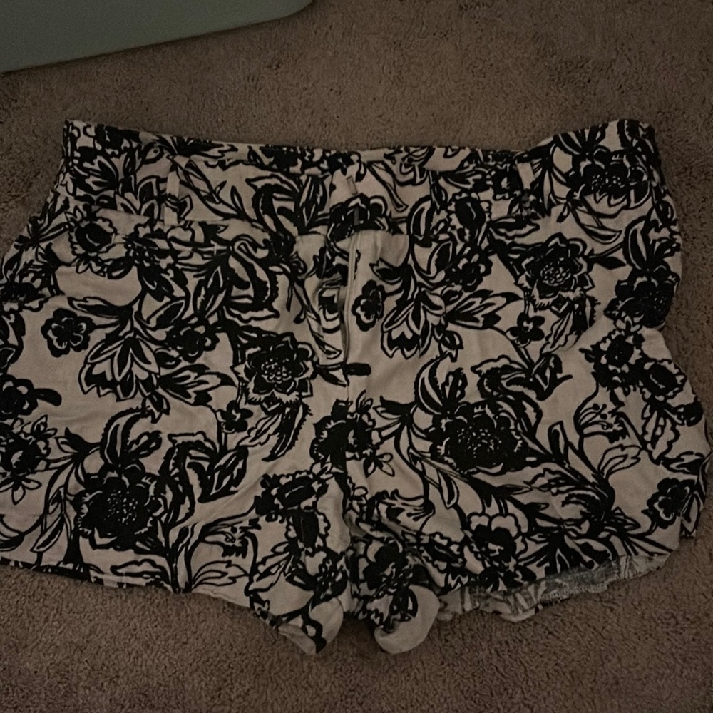 Cream colored black coral design shorts